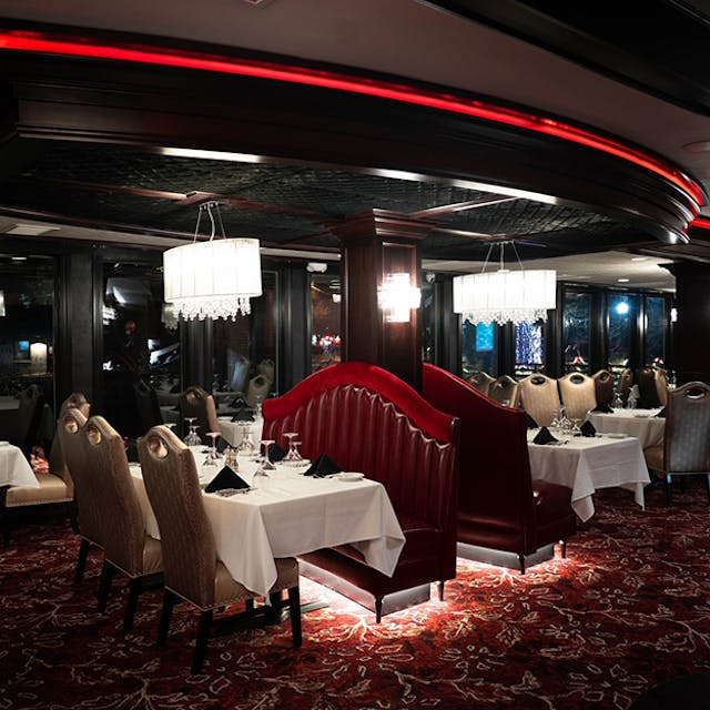 Dean Martin’s Lanning’s Is a Classic Akron Restaurant Reimagined
