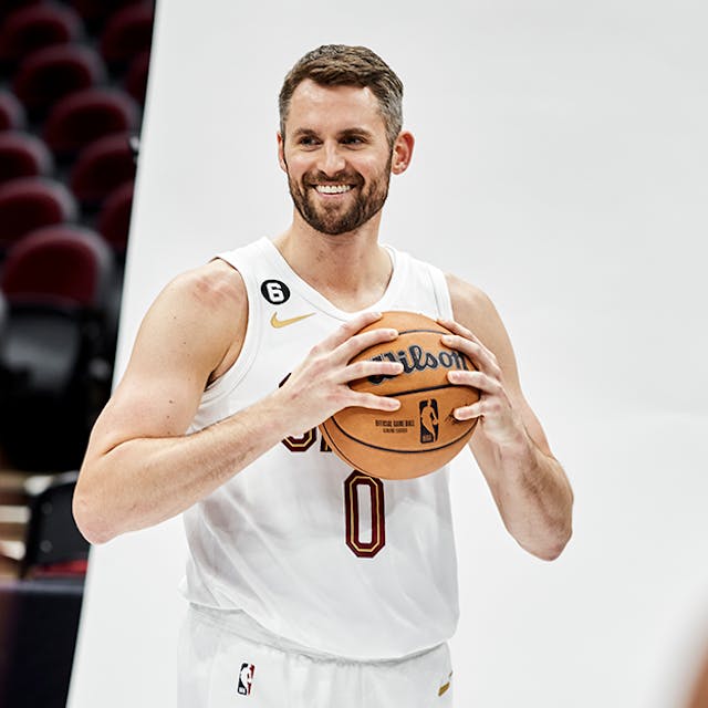 Basketball Forever - The Cavaliers are retiring Kevin Love's No. 0 jersey!