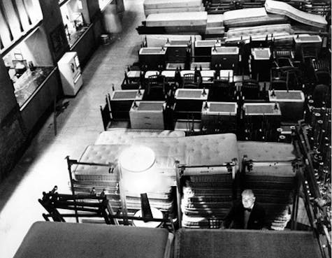 1945: The Ill-Fated Hollenden Hotel's Final Facelift 1945: The Ill-Fated Hollenden Hotel's Final Facelift